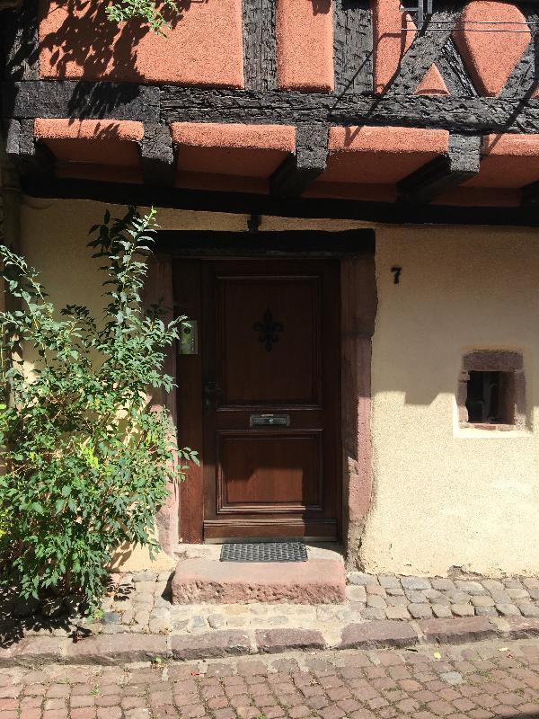 Center - House 